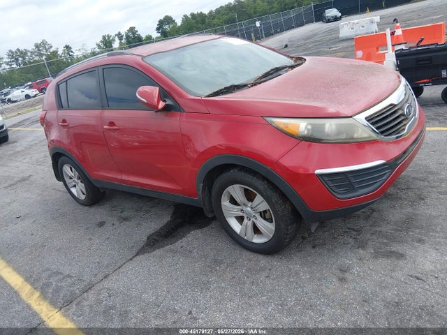 Salvage Kia Sportage Image