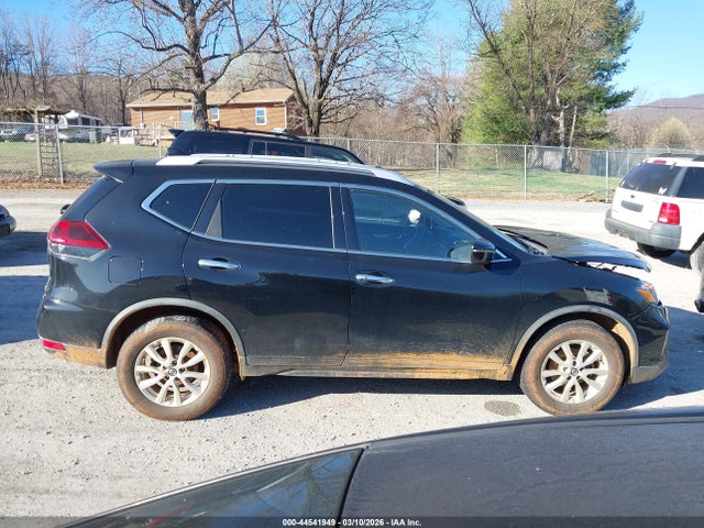 Nissan Rogue Sv