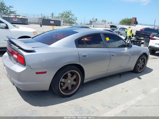 Dodge Charger Se