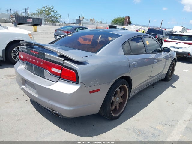 Dodge Charger Se