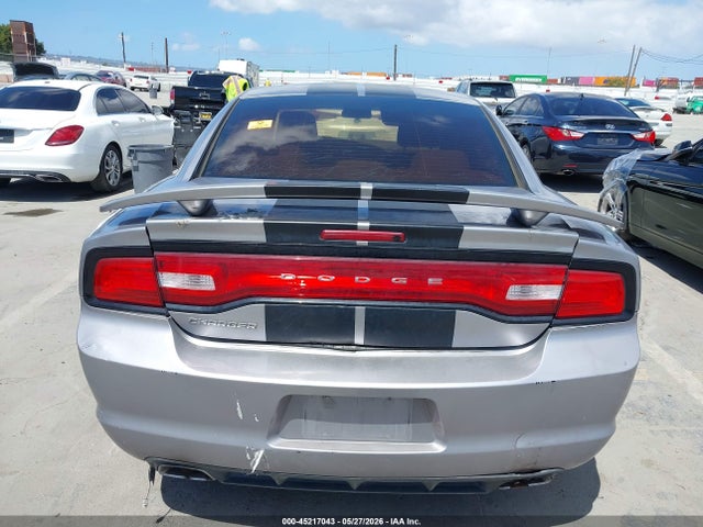 Dodge Charger Se