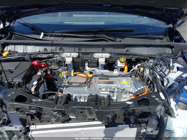 Nissan LEAF Platinum+