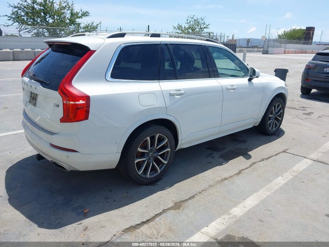 Volvo XC90 T6 Momentum