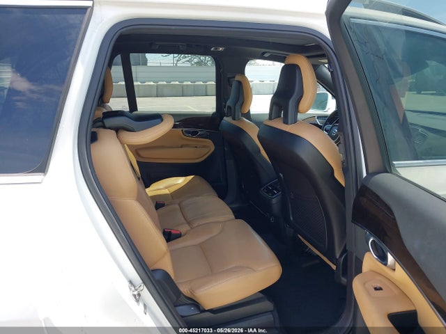 Volvo XC90 T6 Momentum