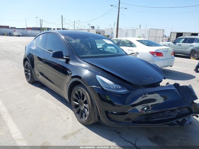 Salvage Tesla Model Y Image