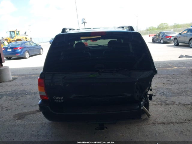 Jeep Grand Cherokee Laredo