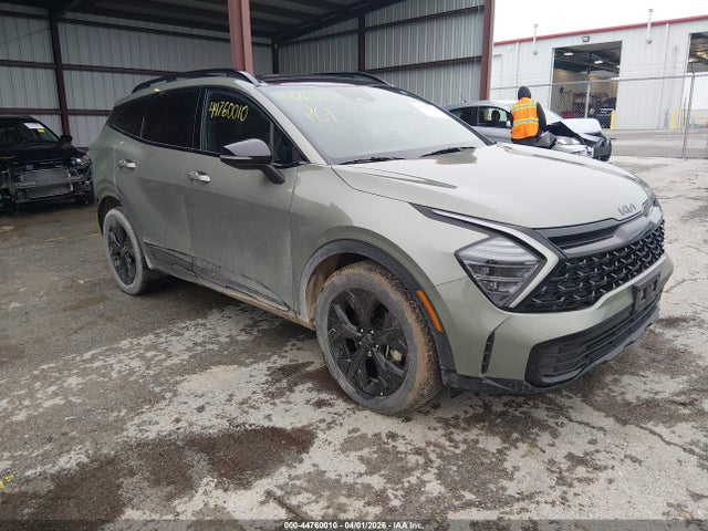 Salvage Kia Sportage Image