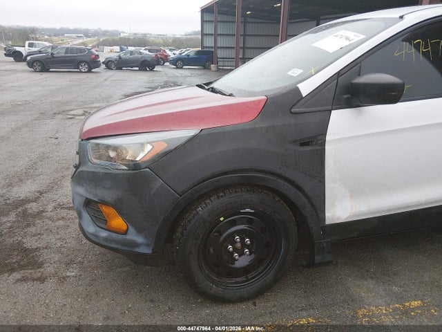 Ford Escape S