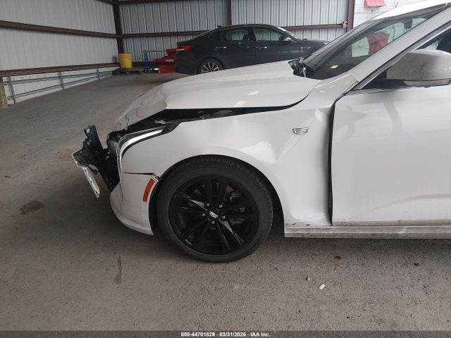 Cadillac CT4 Luxury Rwd