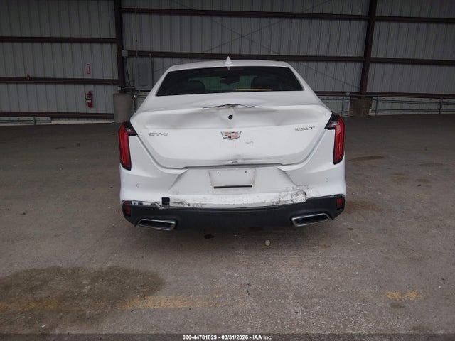Cadillac CT4 Luxury Rwd