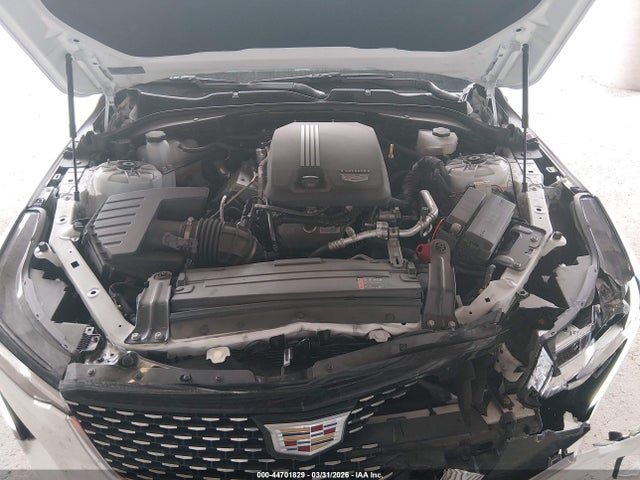 Cadillac CT4 Luxury Rwd