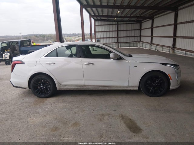 Cadillac CT4 Luxury Rwd