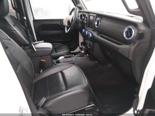 Jeep Wrangler Unlimited Sahara 4x4