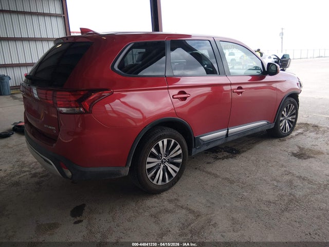 Mitsubishi Outlander Se