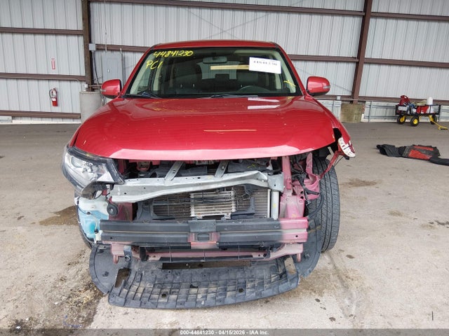 Mitsubishi Outlander Se