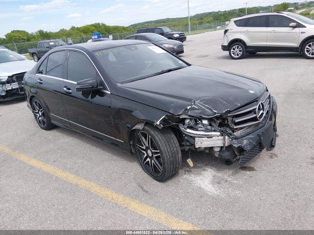 Salvage Mercedes-Benz C-Class Image