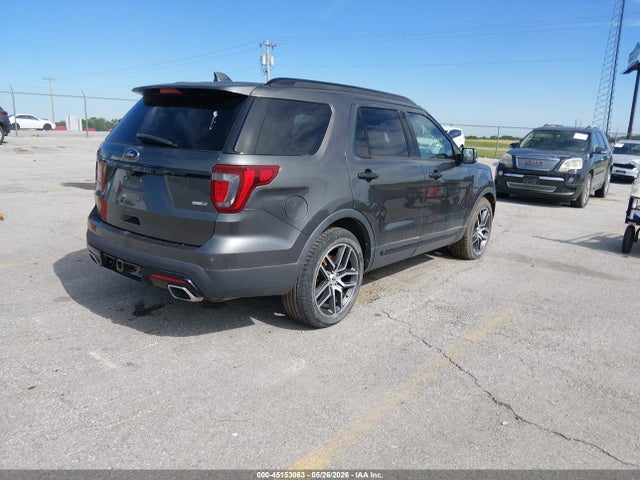 Ford Explorer Sport
