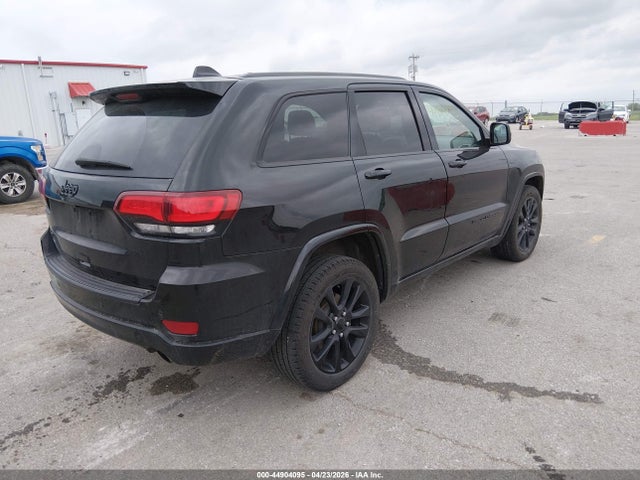 Jeep Grand Cherokee Altitude 4x4