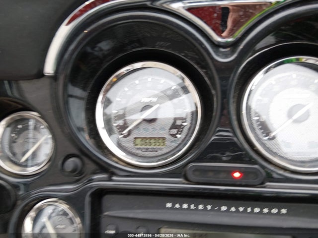 Harley-Davidson Flhtcuse Cvo Ultra Cls Electra Gld