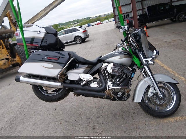 Harley-Davidson Flhtcuse Cvo Ultra Cls Electra Gld