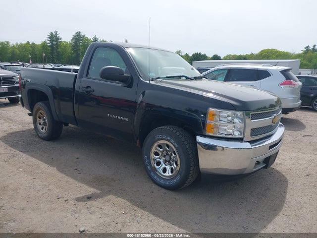 Salvage Chevrolet Silverado 1500 Image