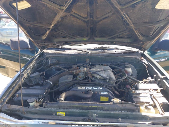 Toyota Tacoma Base V6