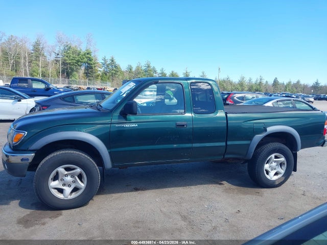 Toyota Tacoma Base V6