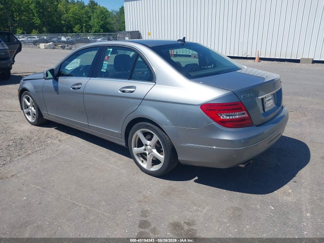 Mercedes-Benz C-Class Luxury 4matic