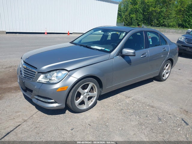 Mercedes-Benz C-Class Luxury 4matic