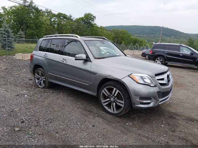 Salvage Mercedes-Benz GLK Image