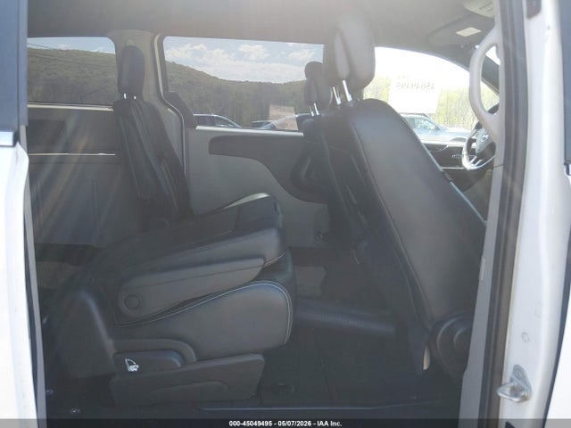 Dodge Grand Caravan Sxt