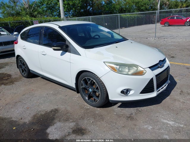 Salvage Ford Focus Image