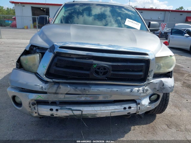 Toyota Tundra Grade 5.7l V8