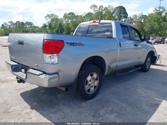 Toyota Tundra Grade 5.7l V8
