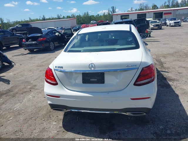 Mercedes-Benz E-Class 4matic