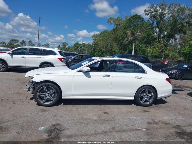 Mercedes-Benz E-Class 4matic