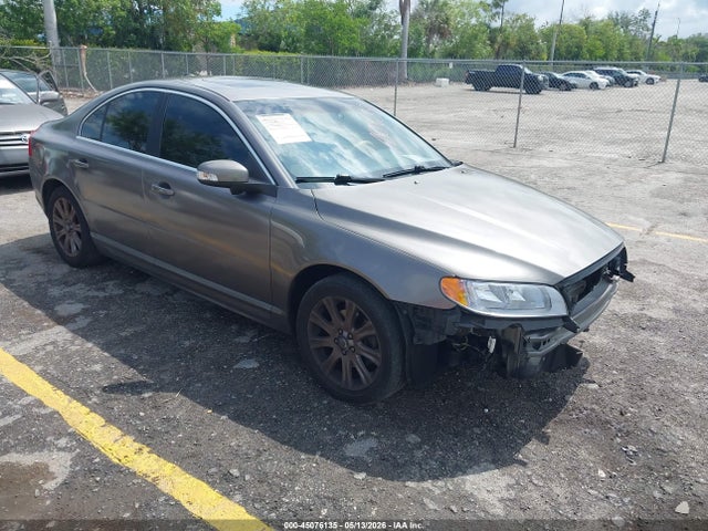 Salvage Volvo S80 Image