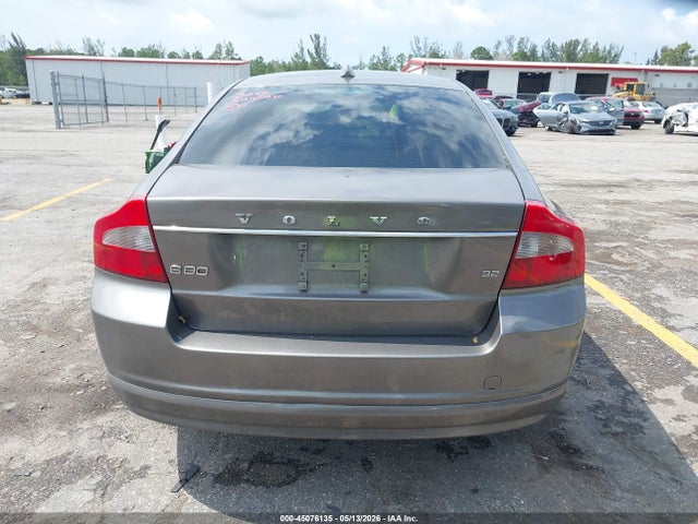 Volvo S80 3.2