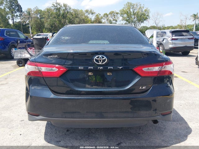 Toyota Camry Le