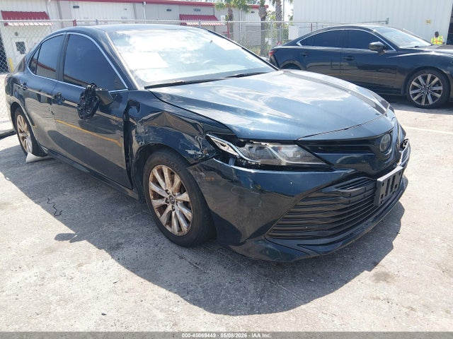 Salvage Toyota Camry Image