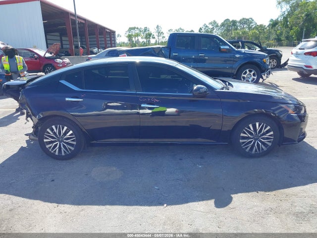 Nissan Altima Sv Fwd
