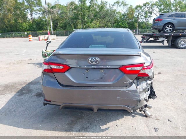 Toyota Camry Se