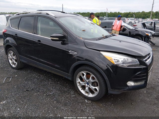 Salvage Ford Escape Image