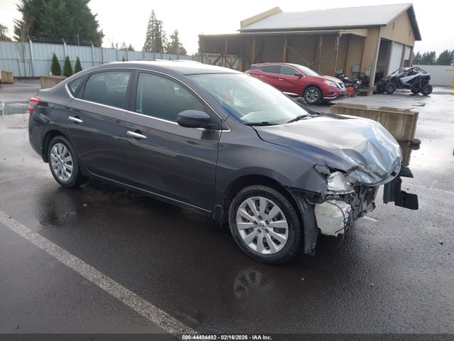 Salvage Nissan Sentra Image