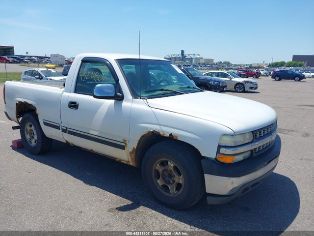 Salvage Chevrolet Silverado 1500 Image