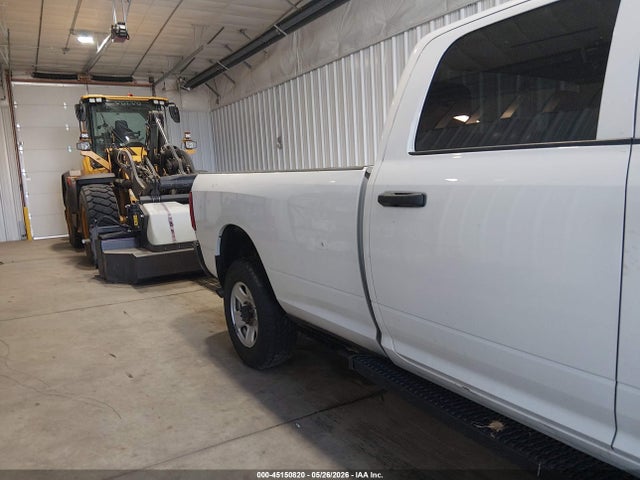 Ram 2500 Tradesman  4x4 8' Box