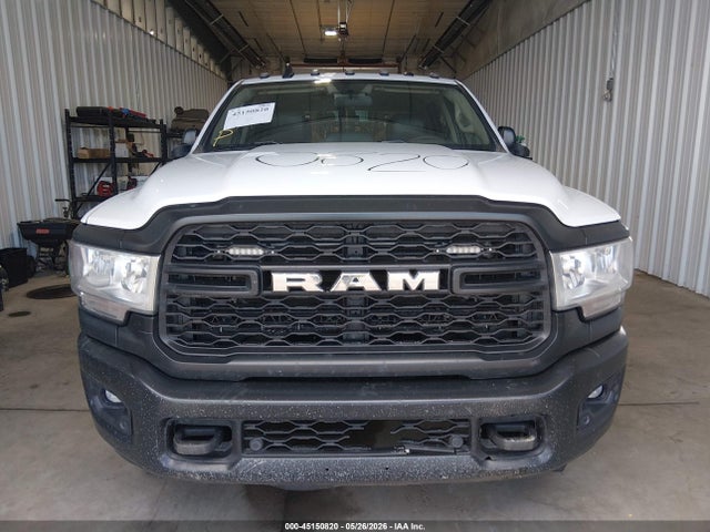 Ram 2500 Tradesman  4x4 8' Box