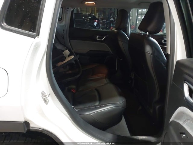 Jeep Compass Latitude Lux 4x4