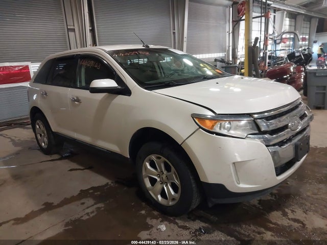 Salvage Ford Edge Image