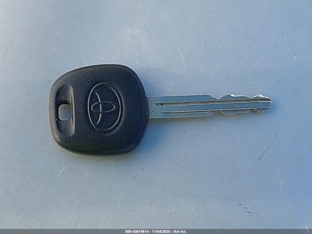Toyota Sienna Le